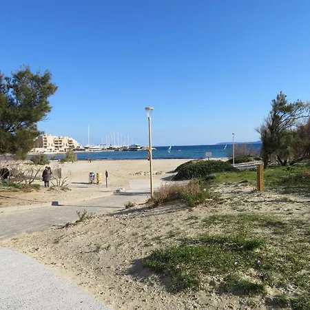 Avec Terrasse, Piscine Et Parking - Fr-1-610-115 Bormes-les-Mimosas